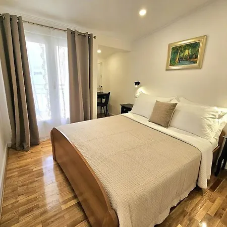 Ton I Comfortable Holiday home Makarska